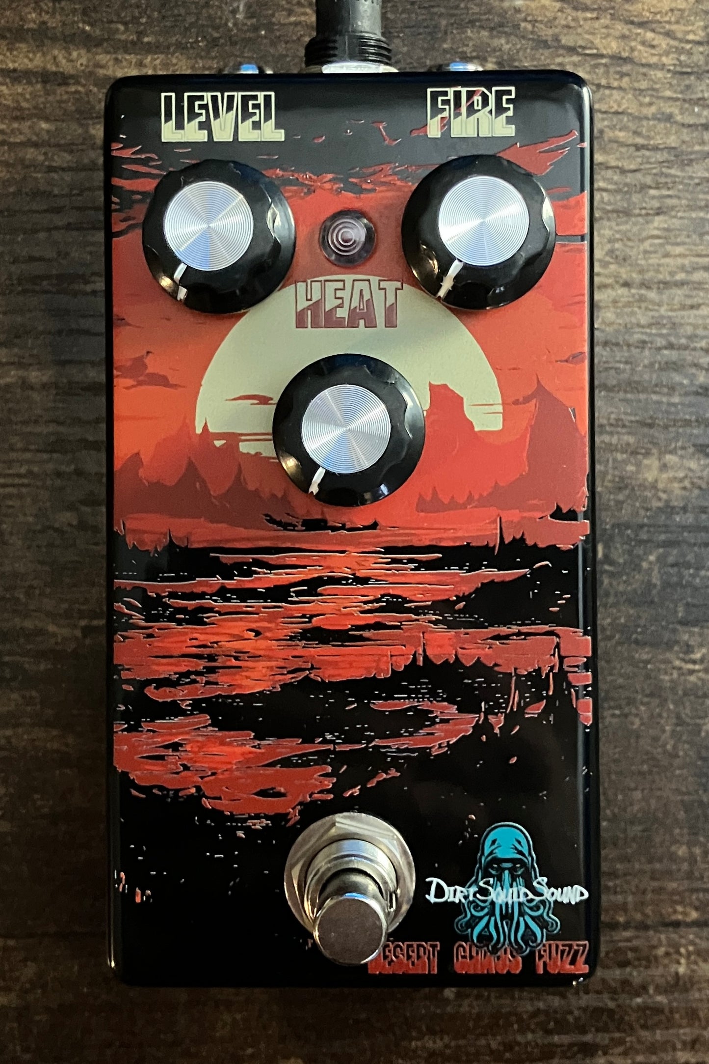.Desert Chaos Fuzz Pedal.